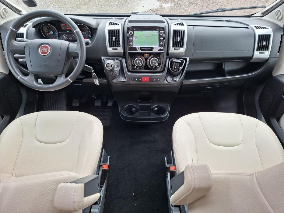 BÜRSTNER Nexxo Time T 690 G 2016
