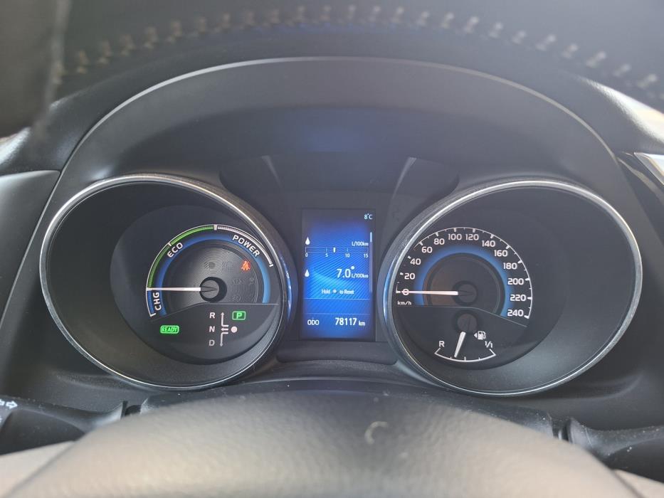 TOYOTA Auris 2017