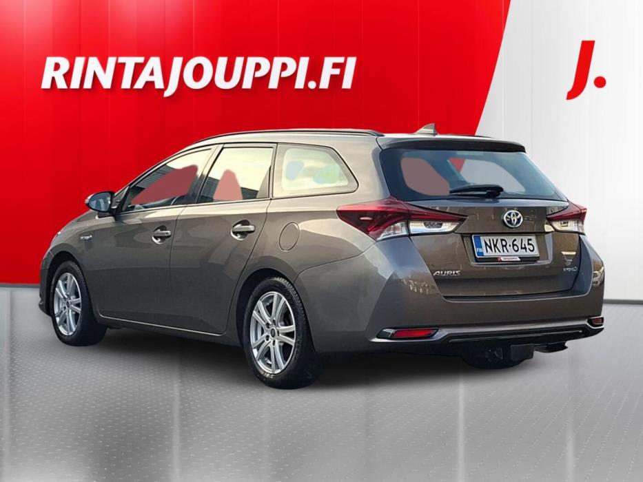 TOYOTA Auris 2017