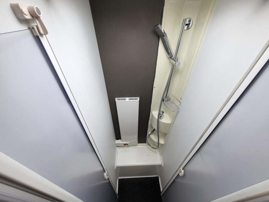 ADRIA Matrix Plus 670 SL 2019