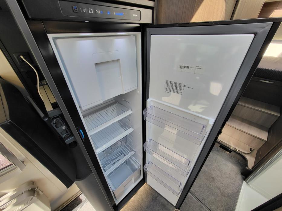 ADRIA MATRIX SUPREME 670 SL 2024