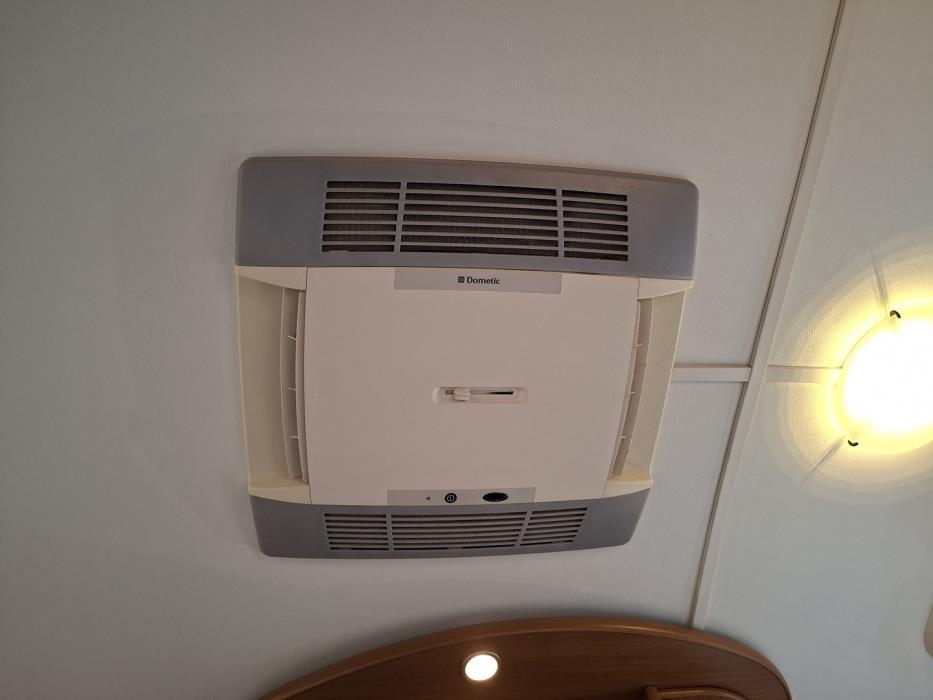 KABE Travel Master 750 T 2009
