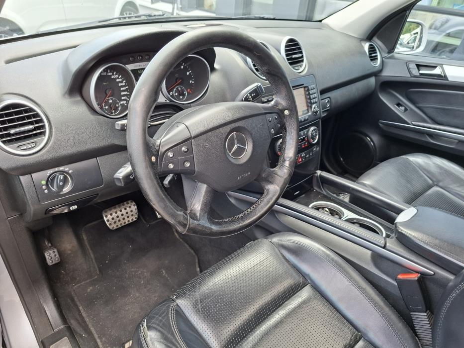 MERCEDES-BENZ ML 63 AMG 2007
