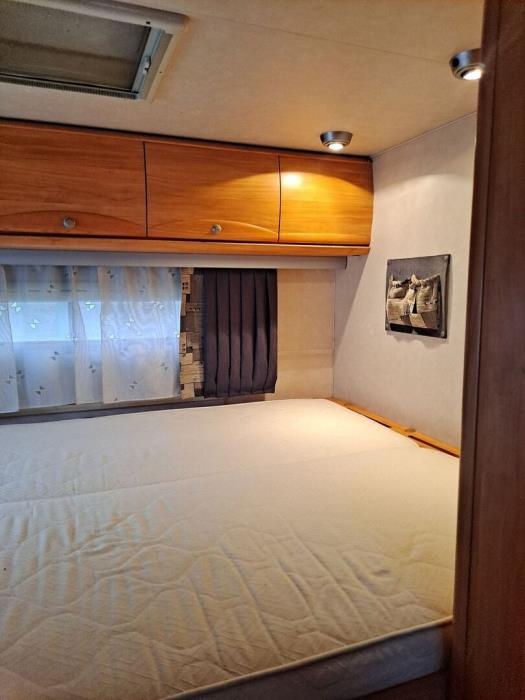 ADRIA STARGO 670 SP 2003