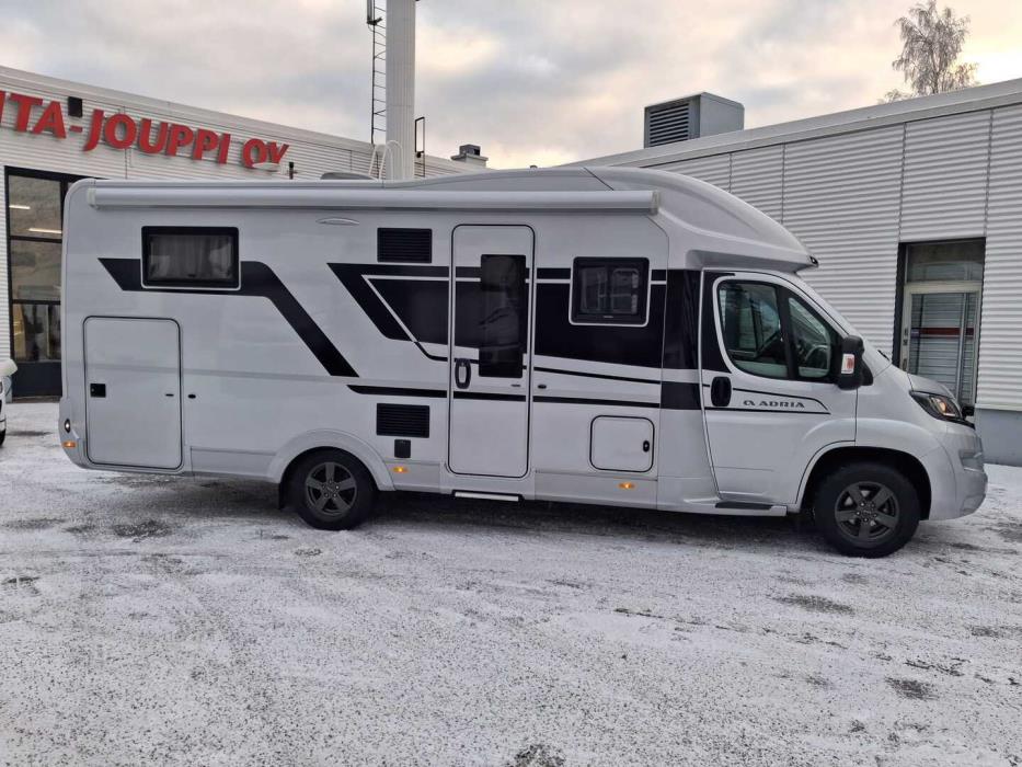 ADRIA Coral Supreme 670 DL 2021