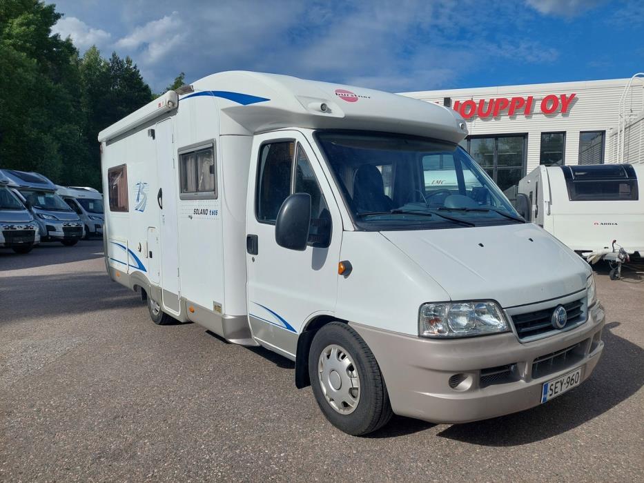 BÜRSTNER Solano T 605 2006