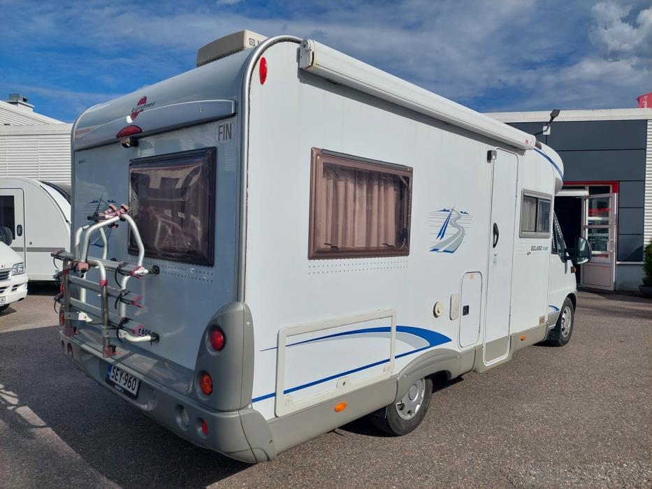 BÜRSTNER Solano T 605 2006