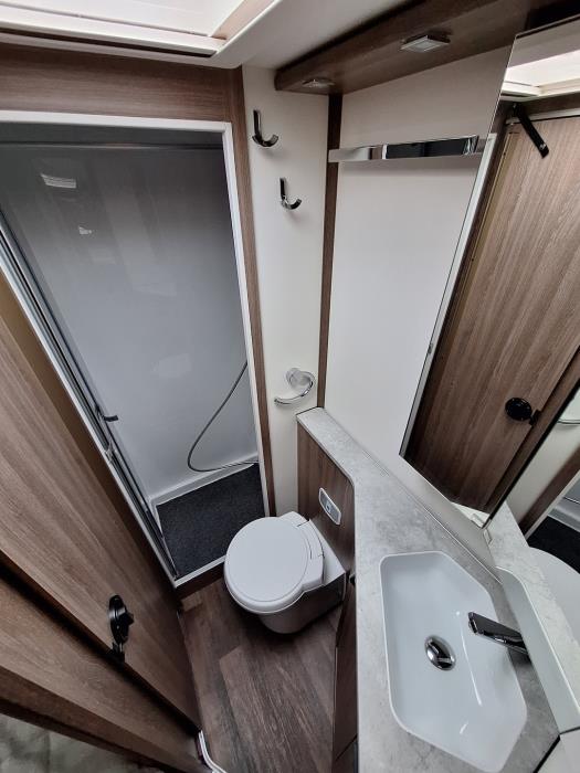 KABE Travel Master Classic 740 LXL 2020