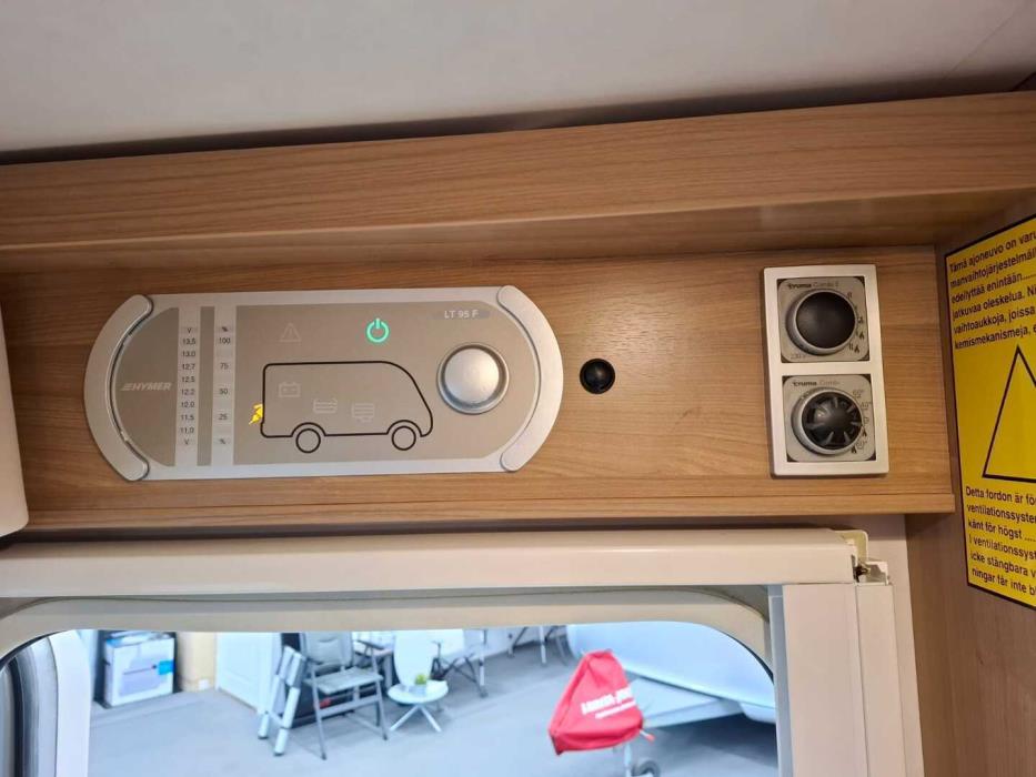 HYMER EXSIS-I 644 2013
