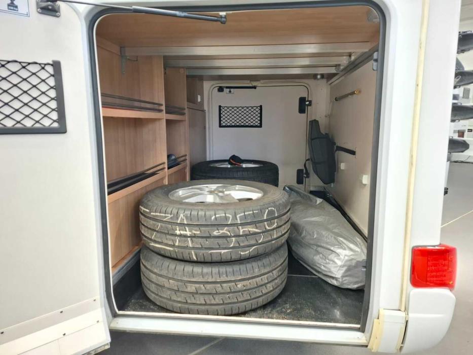 HYMER EXSIS-I 644 2013