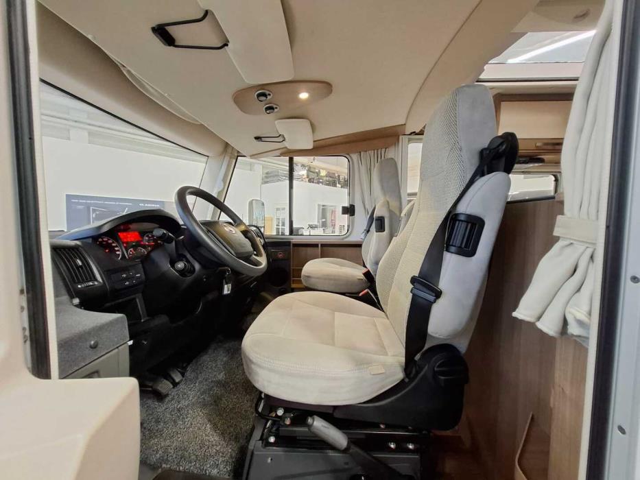 HYMER EXSIS-I 644 2013