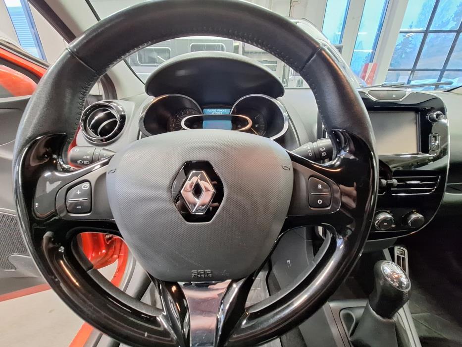RENAULT Clio 2014