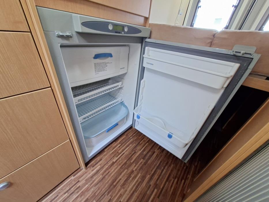 HYMER Car 322 VAN 600 2010