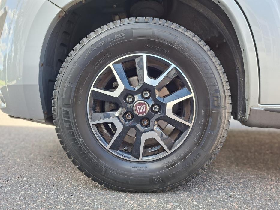 BÜRSTNER Lyseo T 728 G 2017
