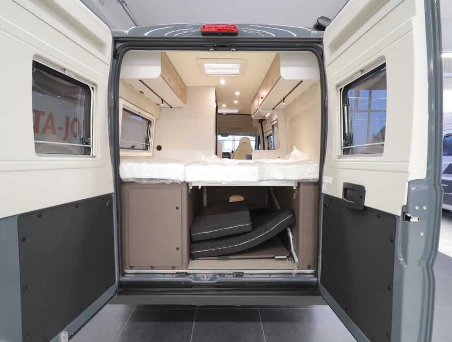BÜRSTNER B66 EDITION CAMPEO C 600 VAN 2026