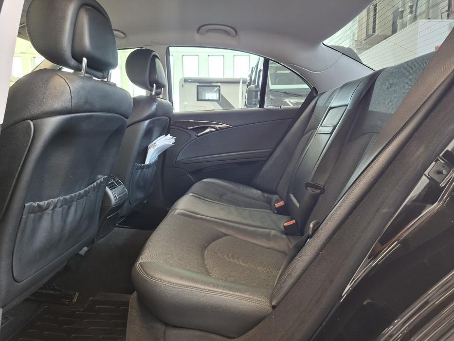 MERCEDES-BENZ E 2008