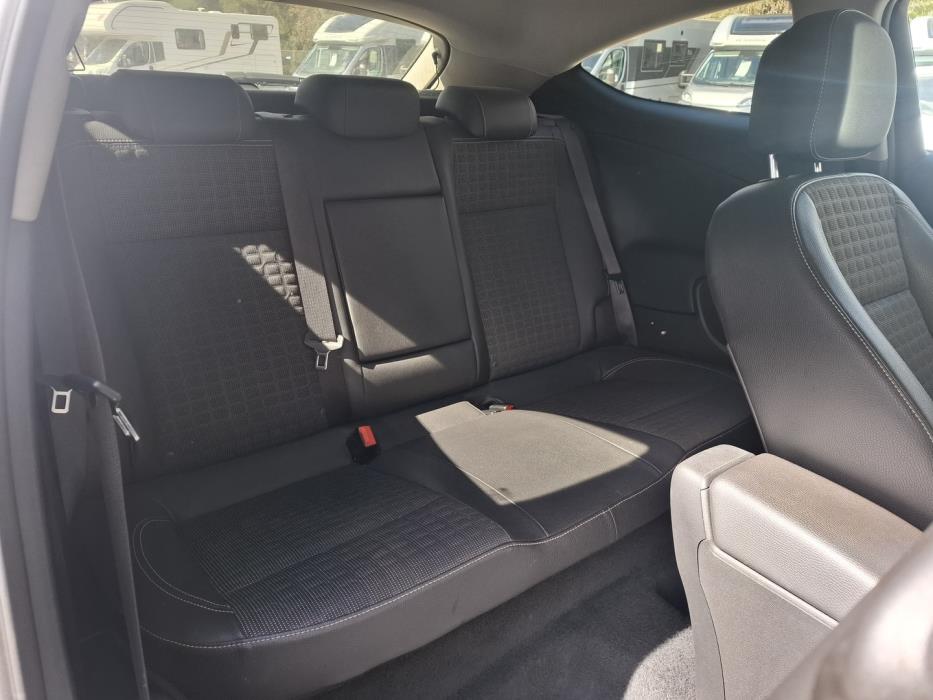 OPEL Astra 2012