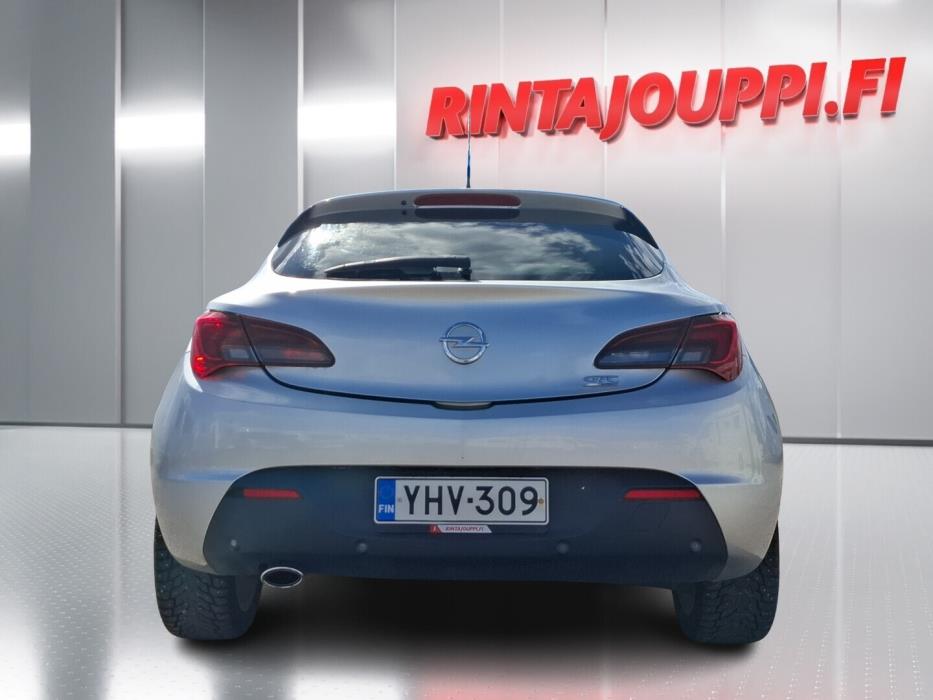 OPEL Astra 2012
