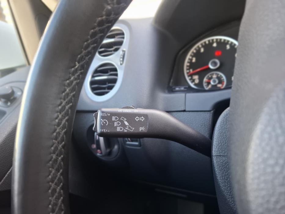 VOLKSWAGEN Tiguan 2014
