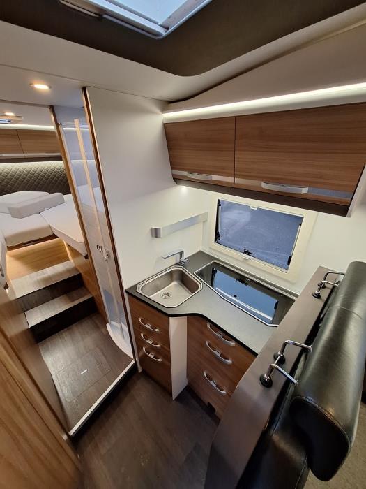 ADRIA Matrix Axess 670 SL 2020