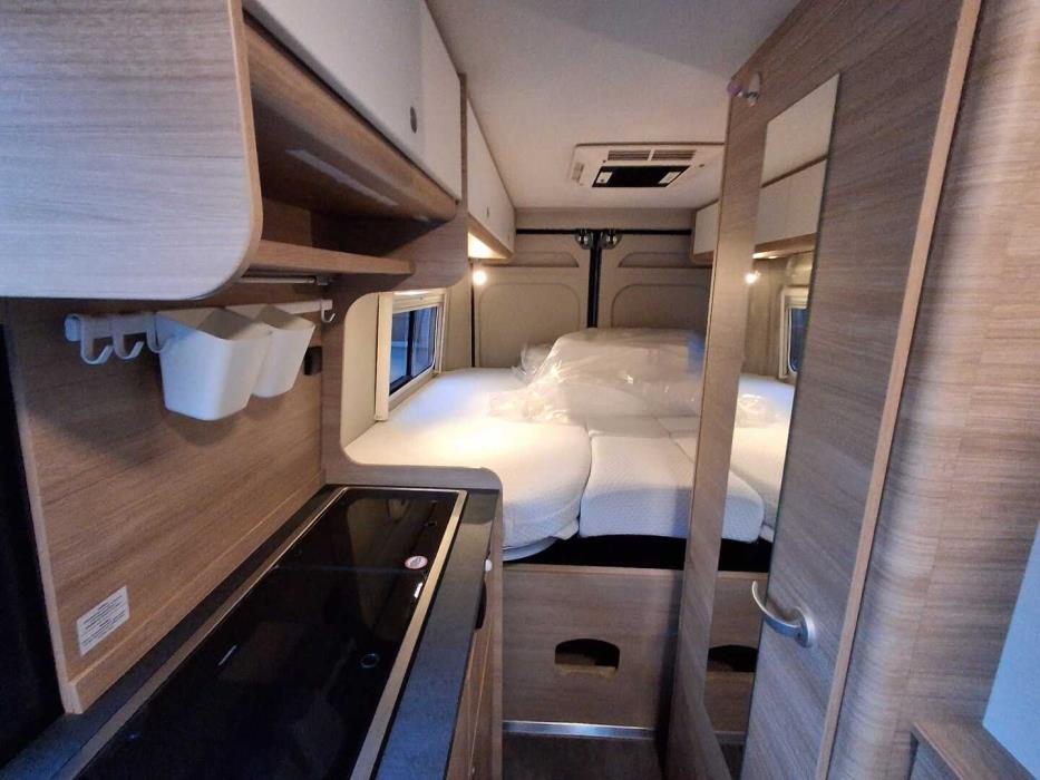 PÖSSL ROADCAR VAN R 640 2022