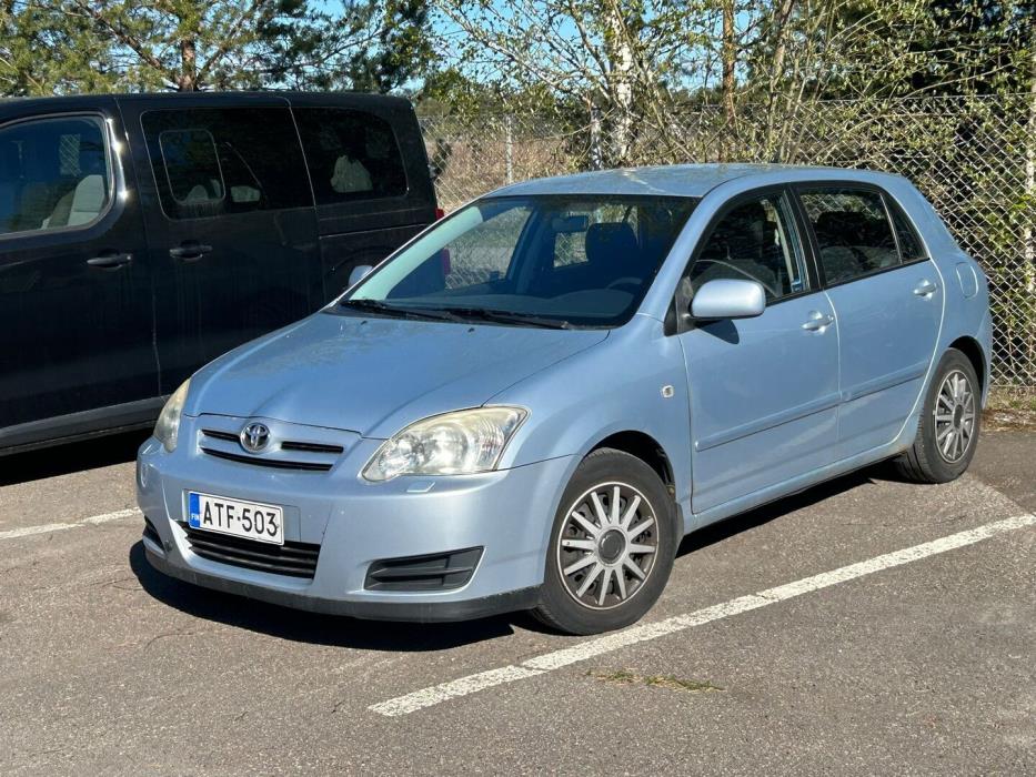 TOYOTA Corolla 2005