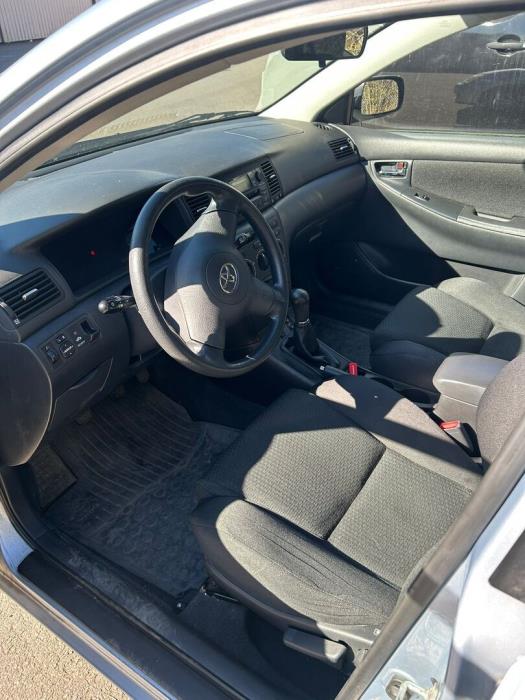 TOYOTA Corolla 2005