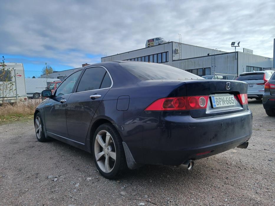 HONDA Accord 2005