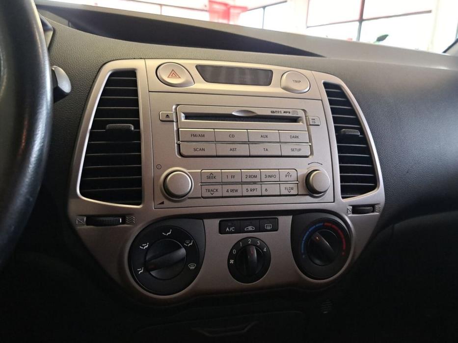HYUNDAI i20 2009