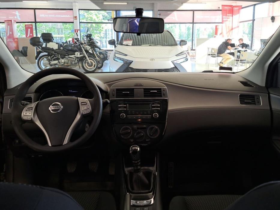NISSAN Pulsar 2015