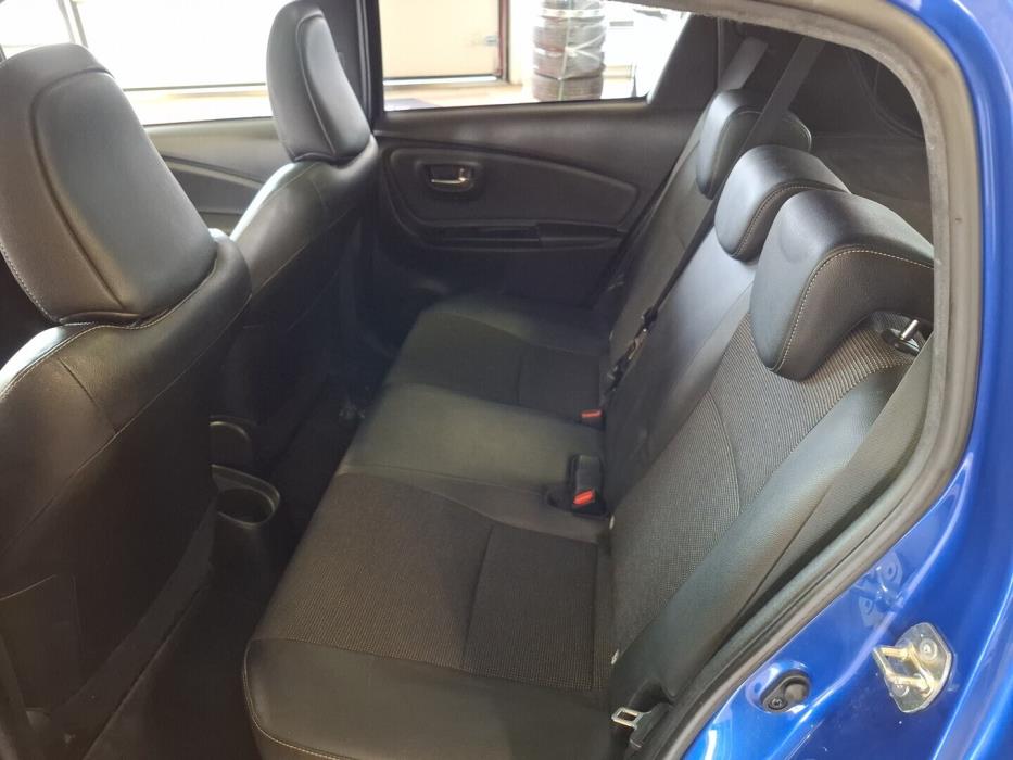 TOYOTA Yaris 2019