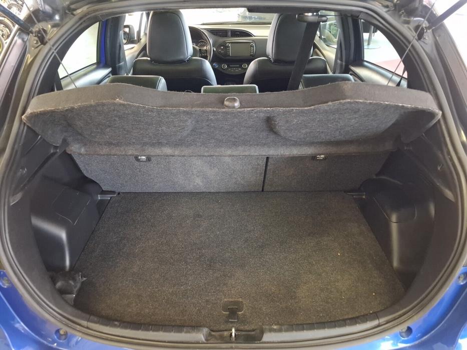 TOYOTA Yaris 2019