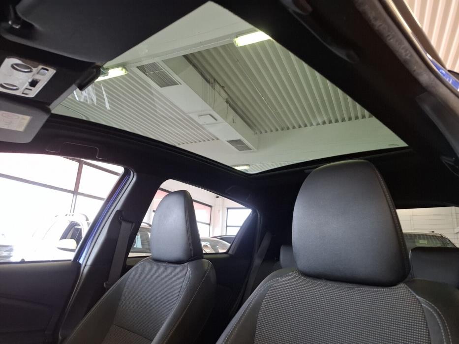 TOYOTA Yaris 2019