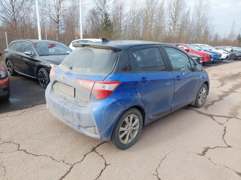TOYOTA Yaris 2019