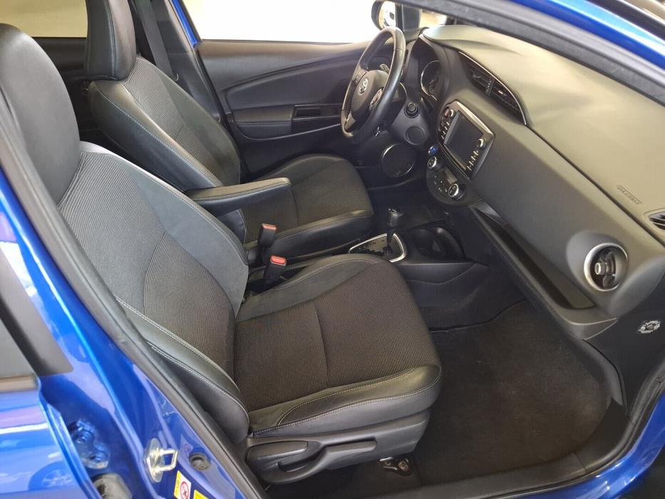 TOYOTA Yaris 2019