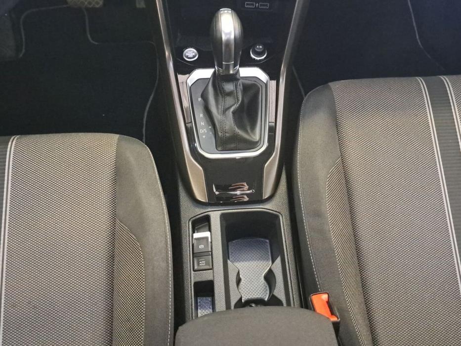 VOLKSWAGEN T-Roc 2019