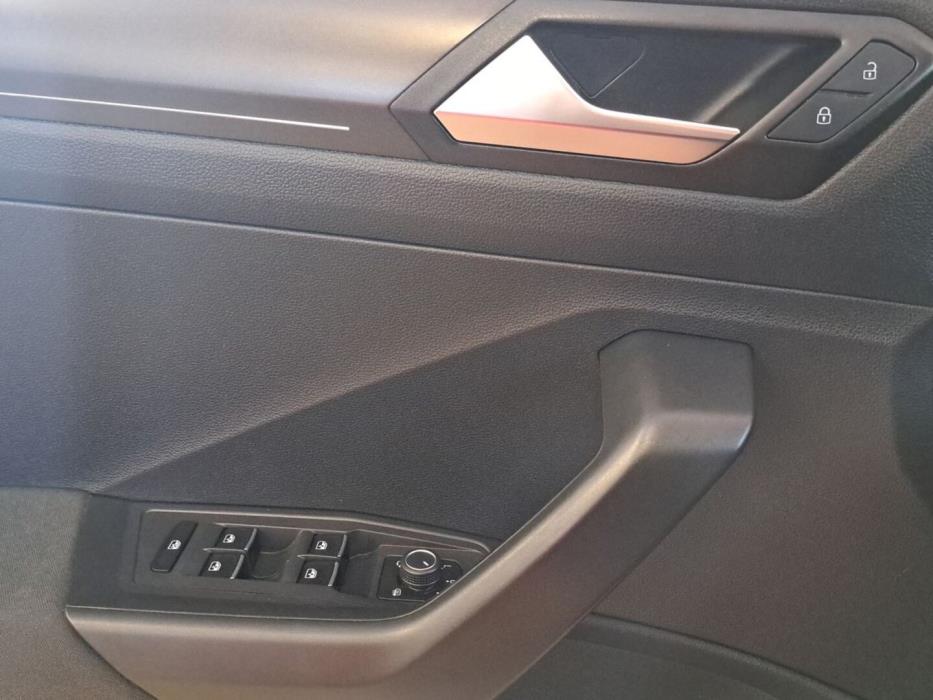 VOLKSWAGEN T-Roc 2019