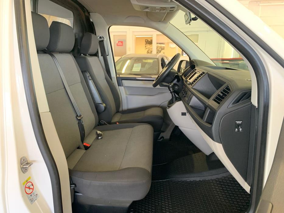 VOLKSWAGEN Transporter 2019