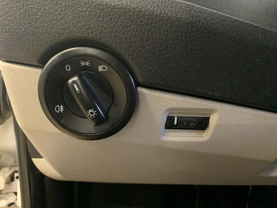 VOLKSWAGEN Transporter 2019