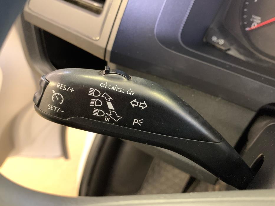 VOLKSWAGEN Transporter 2019
