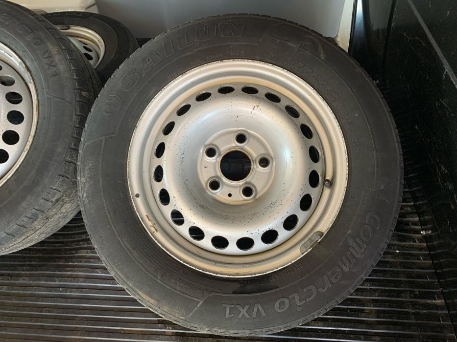 VOLKSWAGEN Transporter 2019