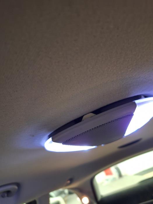 MERCEDES-BENZ E 2004