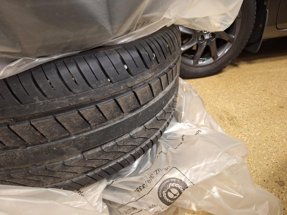 MERCEDES-BENZ E 2004