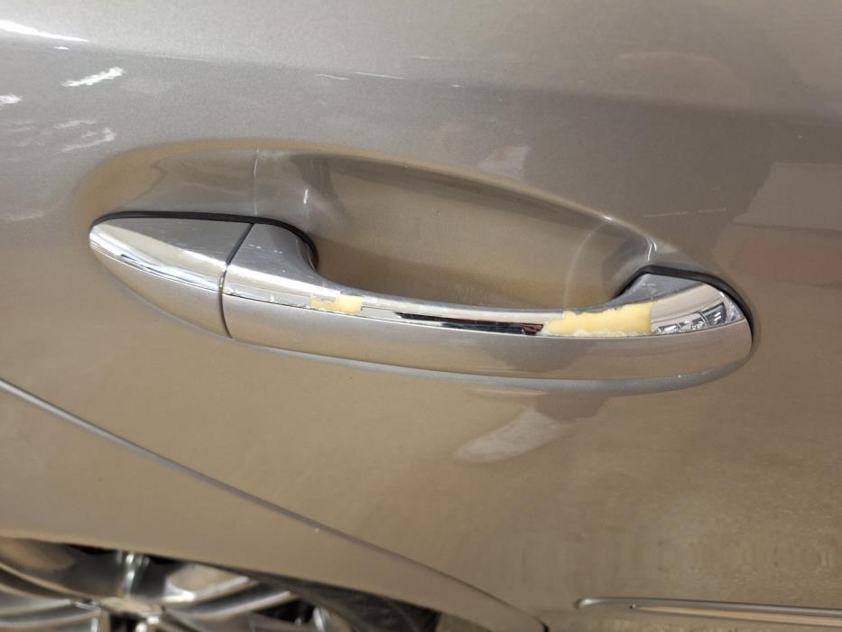 MERCEDES-BENZ E 2004