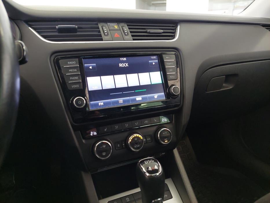 SKODA Octavia 2014