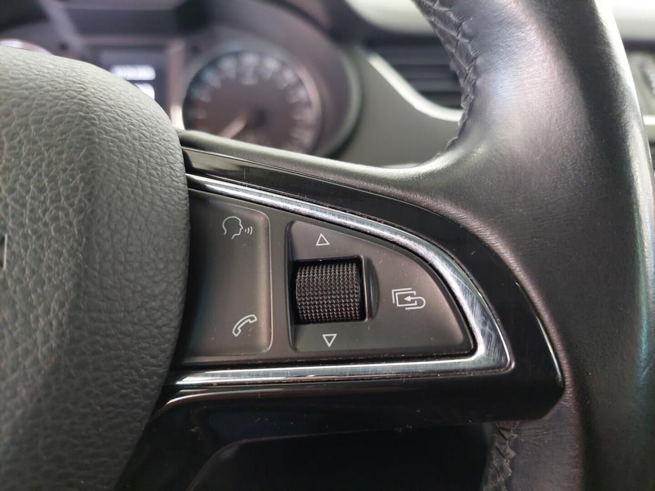 SKODA Octavia 2014