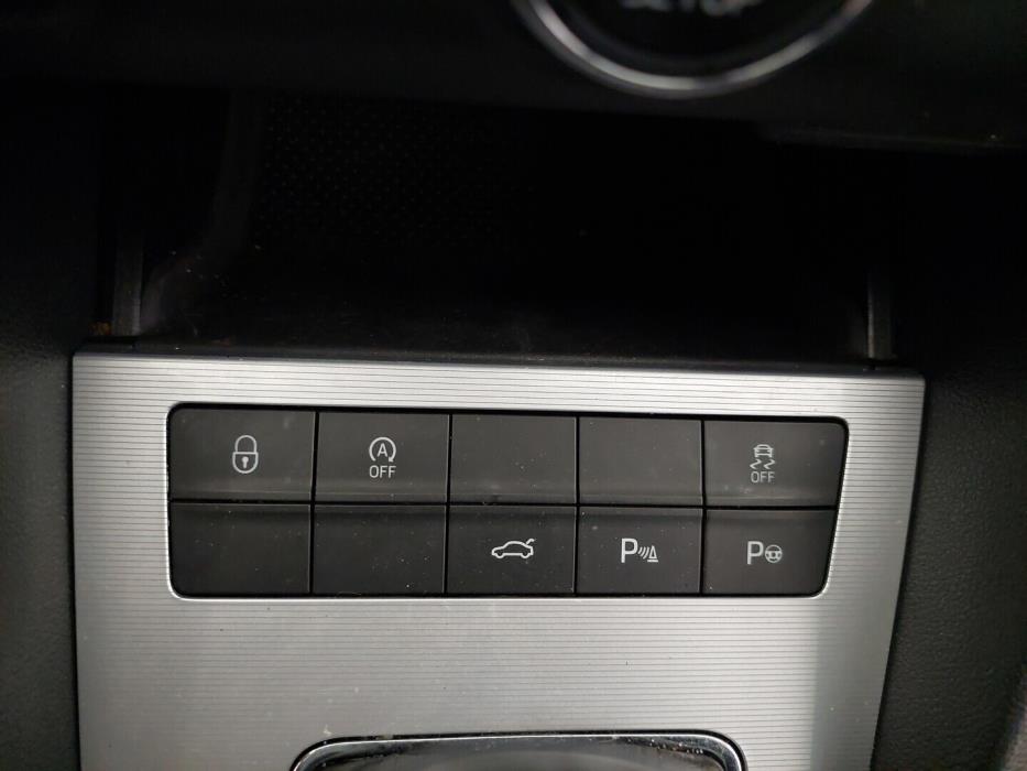 SKODA Octavia 2014