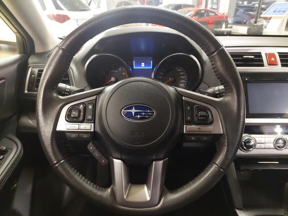 SUBARU Outback 2016