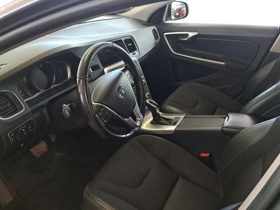 VOLVO S60 2018