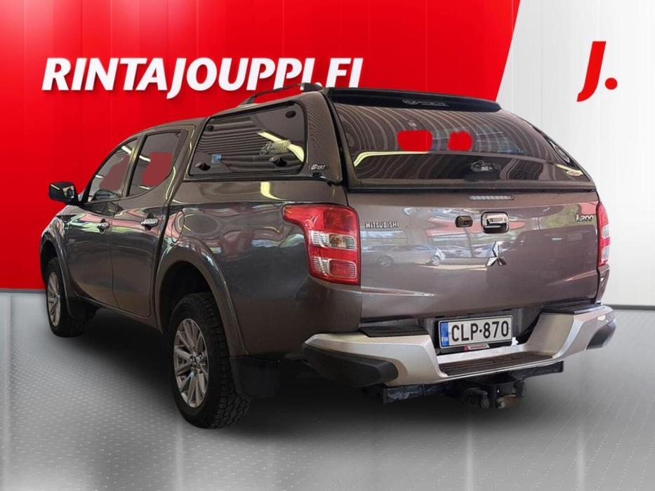 MITSUBISHI L200 2015